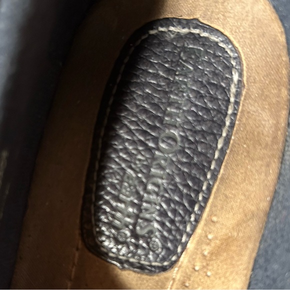 Women’s Black Leather Loafers by Earth Origins 8.5 - Picture 9 of 9